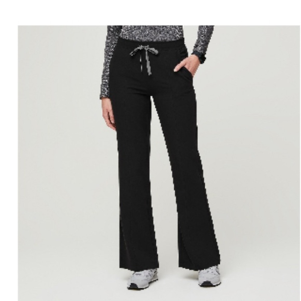 Figs Women’s Lemarie Slim flare Scrub Pant